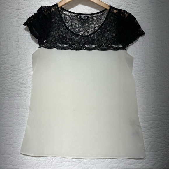 EXPRESS Sexy Black Lace & Cream Semi Sheer Blouse, Size XSmall, #219 - Picture 4 of 9